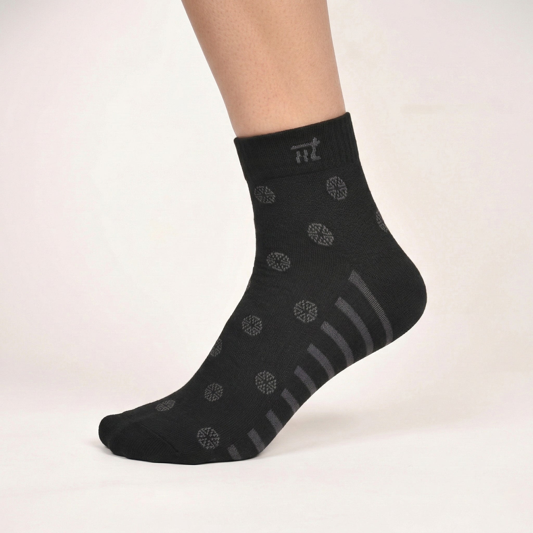 Unisex MetroDot | Ankle Socks