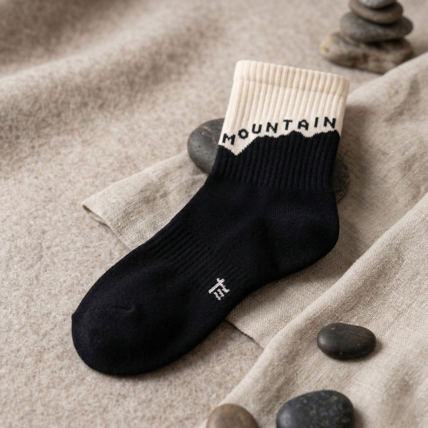 Unisex Mountain Vibe | Ankle Socks