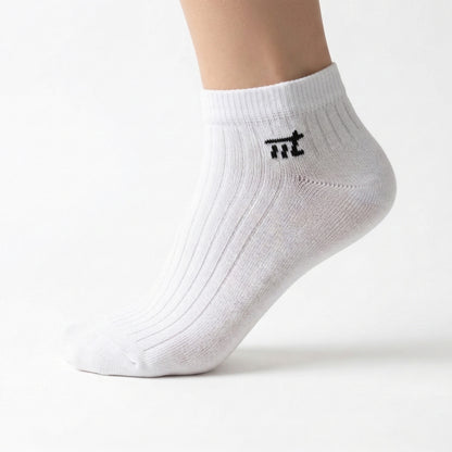 Fresh Feet. Fresh Shoes. Every Day.